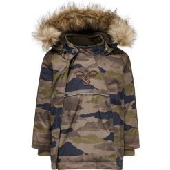 Płaszcz dziecięcy Hummel hmlJESSIE. Brązowe płaszcze Hummel, na jesień, bez wzorów, sportowe, bez kaptura. W wyprzedaży za 314.00 zł.