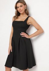 Czarna Sukienka Rozkloszowana z Ozdobną Kokardą na Plecach Sonarisea. Czarne sukienki Born2be, m, bez wzorów, klasyczne, bez kołnierzyka, bez ramiączek, midi, rozkloszowane. W wyprzedaży za 118.99 zł.