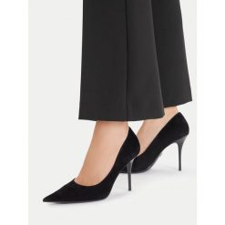 Szpilki GINO ROSSI. Czarne szpilki Gino Rossi, bez wzorów, bez obcasa, na szpilce, bez zapięcia. Za 349.99 zł.