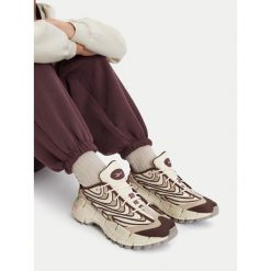 Buty do biegania Reebok. Brązowe buty do biegania Reebok, bez wzorów, bez zapięcia, do biegania. Za 659.99 zł.
