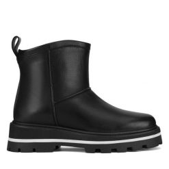 Botki Gino Rossi. Czarne botki Gino Rossi, bez wzorów, bez obcasa, na płaskiej podeszwie, bez zapięcia. Za 219.99 zł.