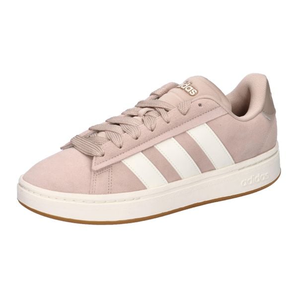 Buty ADIDAS GRAND COURT ALPHA 0 Nago. Brązowe buty sportowe lifestyle adidas, bez wzorów, ze skóry, bez zapięcia, trekkingowe. Za 289.99 zł.