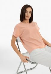 Luźna bluzka z modalu TM-FINA. Pomarańczowe bluzki Volcano, l, bez wzorów, z elastanu, klasyczne, bez kołnierzyka, bez ramiączek. Za 79.99 zł.