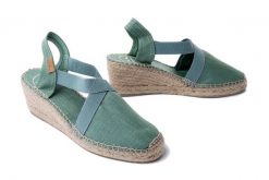 TONI PONS TER mint, sandały/espadryle damskie. Zielone sandały Toni Pons, bez wzorów, bez obcasa, na koturnie, bez zapięcia. Za 239.90 zł.