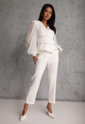 Białe Klasyczne Spodnie VICES Garniturowe High Waist Dimaia. Białe jeansy Renee, bez wzorów, z jeansu, biznesowe, z podwyższonym stanem. Za 119.99 zł.