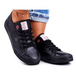 Damskie Trampki Cross Jeans Czarne DD2R4029CFW20. Czarne trampki z aplikacjami, z gumy, biznesowe, bez zapięcia. Za 170.48 zł.