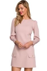 Elegancka sukienka trapezowa z bufiastymi rękawami krótka pudrowy róż. Czerwone sukienki Makover, na imprezę, s, bez wzorów, eleganckie, bez kołnierzyka, bez ramiączek, mini, trapezowe. Za 249.00 zł.