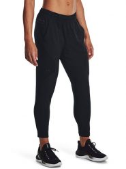 Under Armour Spodnie funkcyjne w kolorze czarnym rozmiar: XS. Czarne spodnie sportowe Under Armour, bez wzorów, outdoorowe. Za 244.95 zł.