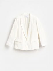 Marynarka z modalem - złamana biel. Marynarki i żakiety Reserved, l, bez wzorów, z tkaniny, bez ramiączek. Za 199.99 zł.