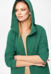 Zielona kurtka parka damska J-BILLIE. Zielone kurtki Volcano, s, z aplikacjami, z materiału, bez kaptura. Za 259.99 zł.