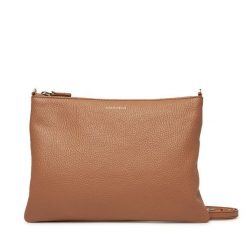 Torebka Coccinelle. Brązowe listonoszki Coccinelle, bez wzorów, bez dodatków. Za 539.99 zł.