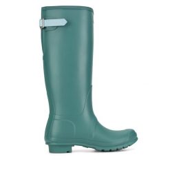 Kalosze Hunter. Niebieskie kalosze Hunter, bez wzorów, bez zapięcia. Za 429.99 zł.