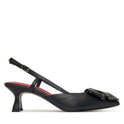 Czółenka Tamaris. Czarne czółenka Tamaris, bez wzorów, bez obcasa, bez zapięcia. Za 449.99 zł.