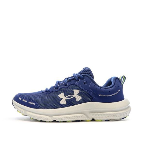 Buty do biegania damskie Under Armour. Białe buty do biegania Under Armour, bez wzorów, z materiału, bez zapięcia, do biegania. Za 266.10 zł.