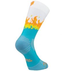 HOT BLUE - SKARPETKI DO BIEGANIA. Niebieskie skarpetki SPORCKS, bez wzorów, ze skóry. Za 136.50 zł.