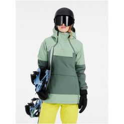 Kurtka narciarska/snowboardowa z kapturem damska PROTEST Prtditsy. Zielone kurtki narciarskie Protest, na zimę, bez wzorów, z kapturem, narciarskie. Za 1,099.99 zł.