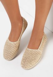 Beżowe Espadryle Adralodia. Brązowe espadryle Born2be, bez wzorów, z jeansu, bez obcasa, na płaskiej podeszwie. W wyprzedaży za 33.99 zł.