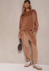 Brązowy Komplet Dresowy z Welurowej Tkaniny Bluza i Joggery Lisarilia. Brązowe bluzy Renee, l, bez wzorów, z dresówki, eleganckie, bez ramiączek, bez kaptura. W wyprzedaży za 87.99 zł.