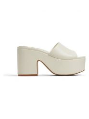 CALL IT SPRING Klapki w kolorze kremowym rozmiar: 39. Brązowe klapki Call it Spring, bez wzorów, klasyczne, z otwartym noskiem, bez obcasa, bez zapięcia. Za 130.99 zł.