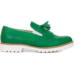 Półbuty - skóra naturalna - model 247 - kolor malachitowy (39). Zielone półbuty wsuwane Zapato, bez wzorów, z materiału, biznesowe, bez obcasa, na obcasie. W wyprzedaży za 255.20 zł.