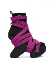 United Nude Botki Boulder Bond Boot 11022999117 Czarny. Czarne botki United Nude, bez wzorów, z materiału, bez obcasa, na słupku, bez zapięcia. Za 1,889.00 zł.