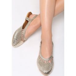Złote Sandały Head Over Heels. Baleriny marki Born2be. Za 64.99 zł.