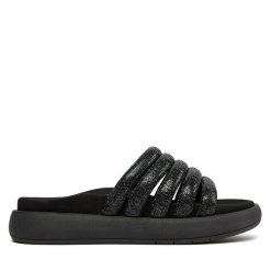 Klapki Gabor. Czarne klapki Gabor, bez wzorów, bez obcasa, bez zapięcia. Za 629.99 zł.