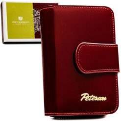 Skórzany portfel Peterson PTN BC-425214 czerwony. Czerwone portfele Peterson, bez wzorów. Za 129.99 zł.
