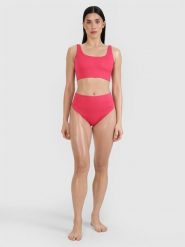 4F Dół od bikini damski - różowy XS. Czerwone bikini 4f, bez wzorów, z elastanu, klasyczne. W wyprzedaży za 39.99 zł.