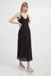 Sukienka ażurowa Kriss MAX MARA STUDIO. Sukienki Max Mara Studio, w ażurowe wzory, bez kołnierzyka, bez ramiączek. W wyprzedaży za 1,549.72 zł.
