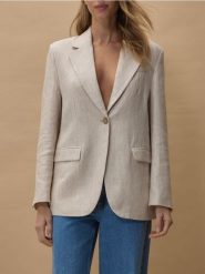 Lniana marynarka - beżowy. Brązowe marynarki i żakiety Reserved, l, bez wzorów, z tkaniny, bez ramiączek. Za 399.99 zł.