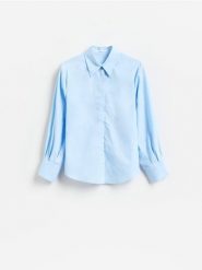 Bawełniana koszula - jasnoniebieski. Niebieskie koszule Reserved, l, bez wzorów, z bawełny, bez kołnierzyka, bez ramiączek. Za 129.99 zł.
