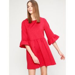 Answear - Sukienka. Szare sukienki ANSWEAR, na co dzień, m, bez wzorów, z bawełny, casualowe, bez kołnierzyka, bez ramiączek, mini, proste. W wyprzedaży za 39.90 zł.