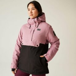 Kurtka narciarska damska z membraną Snowburst II Overhead Dare 2b. Czarne kurtki narciarskie Dare 2b, na zimę, bez wzorów, z tkaniny, bez kaptura, narciarskie. W wyprzedaży za 649.99 zł.