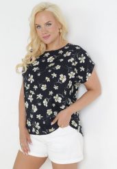 Czarna Bluzka Oversize w Kwiaty z Krótkim Rękawem Suzane. Czarne bluzki Born2be, l, bez wzorów, z bawełny, bez kołnierzyka, bez ramiączek. Za 89.99 zł.