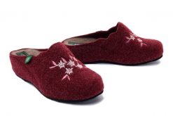 DR. BRINKMANN 330010-41 bordeaux, kapcie damskie. Czerwone kapcie Dr. Brinkmann, bez wzorów. Za 204.90 zł.
