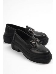 Trendyol Mokasyny w kolorze czarnym rozmiar: 39. Czarne mokasyny Trendyol, bez wzorów. Za 87.40 zł.