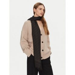 Szal Guess. Czarne szaliki i kominy Guess, z aplikacjami. Za 259.99 zł.