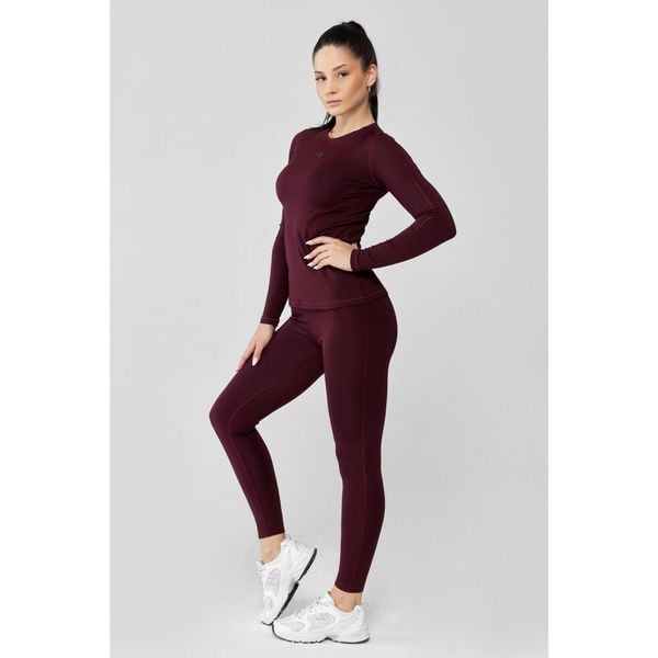 Bielizna termoaktywna damska szybkoschnąca Rough Radical Dreamlover. Czerwona bielizna termoaktywna damska ROUGH RADICAL, bez wzorów, bez ramiączek, narciarskie. W wyprzedaży za 175.92 zł.