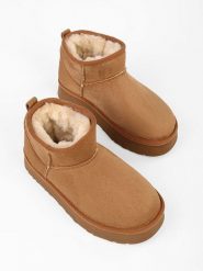 Trendyol Botki zimowe w kolorze jasnobrązowym rozmiar: 36. Brązowe botki Trendyol, bez wzorów, bez obcasa, bez zapięcia. Za 130.99 zł.