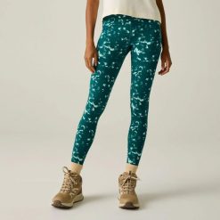 Damskie legginsy outdoorowe Comfort Contour. Zielone legginsy Regatta, bez wzorów, wakacyjne. Za 170.00 zł.