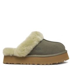 Kapcie Ugg. Zielone kapcie UGG, bez wzorów. Za 549.99 zł.