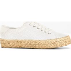 Espadryle sznurowane bonprix biały. Baleriny marki bonprix. Za 74.99 zł.