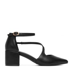 Czółenka JENNY. Czarne czółenka Jenny, bez wzorów, bez obcasa, bez zapięcia. Za 139.99 zł.