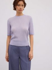 BGN Sweter w kolorze lawendowym rozmiar: 38. Różowe swetry BGN, bez wzorów, ze splotem, bez ramiączek. Za 116.45 zł.