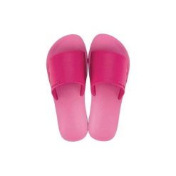 Klapki basenowe damskie Ipanema Anat Classic Slide. Czerwone klapki Ipanema, bez wzorów, z materiału, eleganckie, bez obcasa, bez zapięcia. Za 56.95 zł.