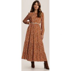 Brązowa Sukienka Daeiphise. Brązowe sukienki Renee, l, bez wzorów, bez kołnierzyka, bez ramiączek, maxi, rozkloszowane. W wyprzedaży za 125.99 zł.