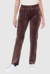JUICY COUTURE Brązowe spodnie dresowe damskie z weluru, Rozmiar XS. Brązowe spodnie dresowe Juicy Couture, bez wzorów, z dresówki. W wyprzedaży za 285.99 zł.