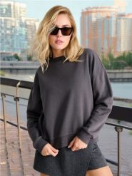 Bluza - szary. Szare bluzy Sinsay, l, bez wzorów, bez kaptura, do biegania. Za 29.99 zł.