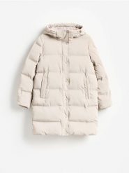 Pikowana kurtka z kapturem - beżowy. Brązowe kurtki Reserved, l, bez wzorów, z tkaniny, z kapturem. Za 259.99 zł.